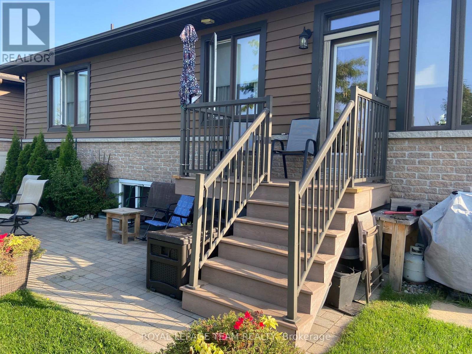24 Magnolia Way, North Grenville, Ontario  K0G 1J0 - Photo 38 - X12046532