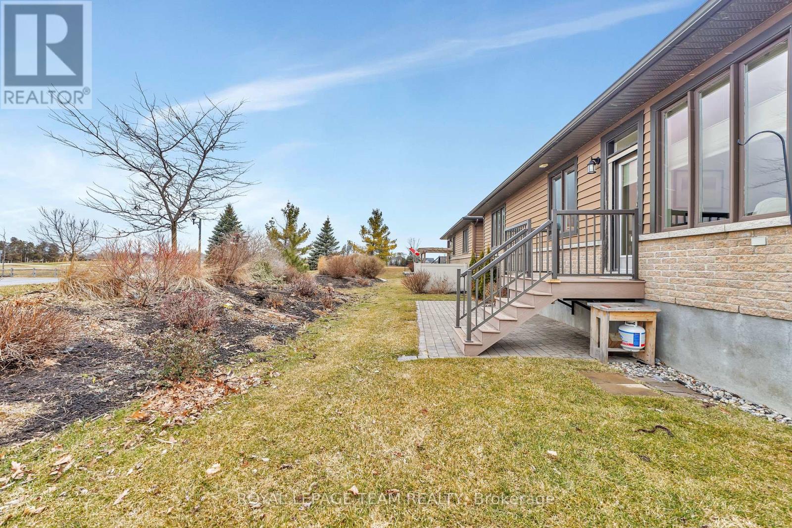 24 Magnolia Way, North Grenville, Ontario  K0G 1J0 - Photo 39 - X12046532