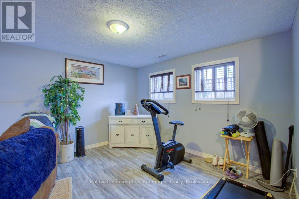 502 Buckby Lane, Saugeen Shores, Ontario N0H 2C1 - Photo 20 - X12046545