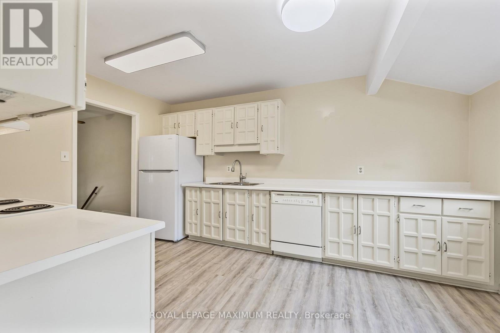 7 Princess Drive, Adjala-Tosorontio, Ontario  L0M 1M0 - Photo 16 - N12046531