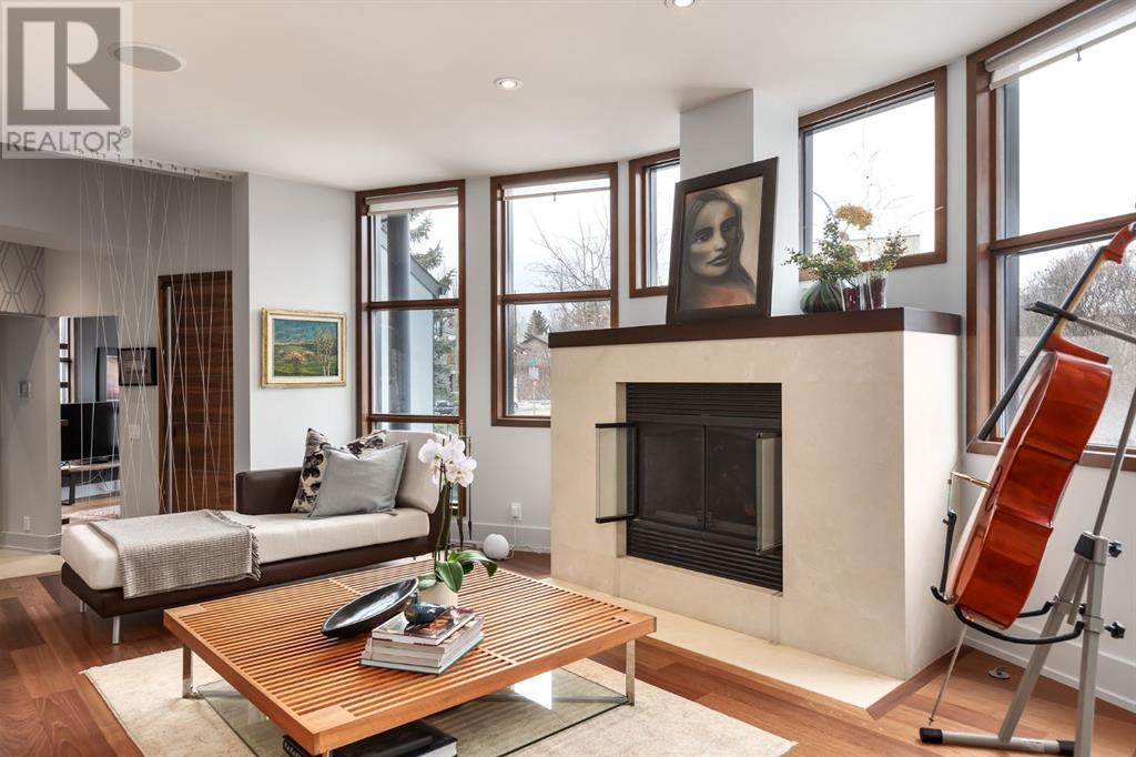 Property at 955 Rideau Road SW image 5