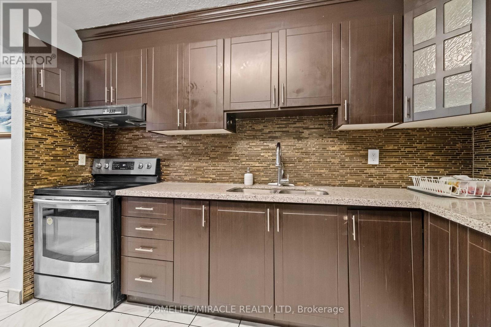 605 - 49 Silverstone Drive, Toronto, Ontario  M9V 3G2 - Photo 18 - W12046535
