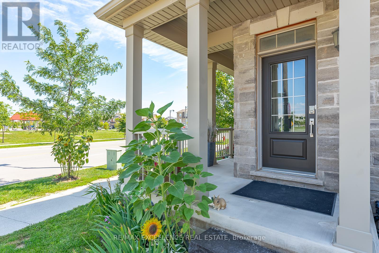 Property at 424 BELCOURT COMMON image 3