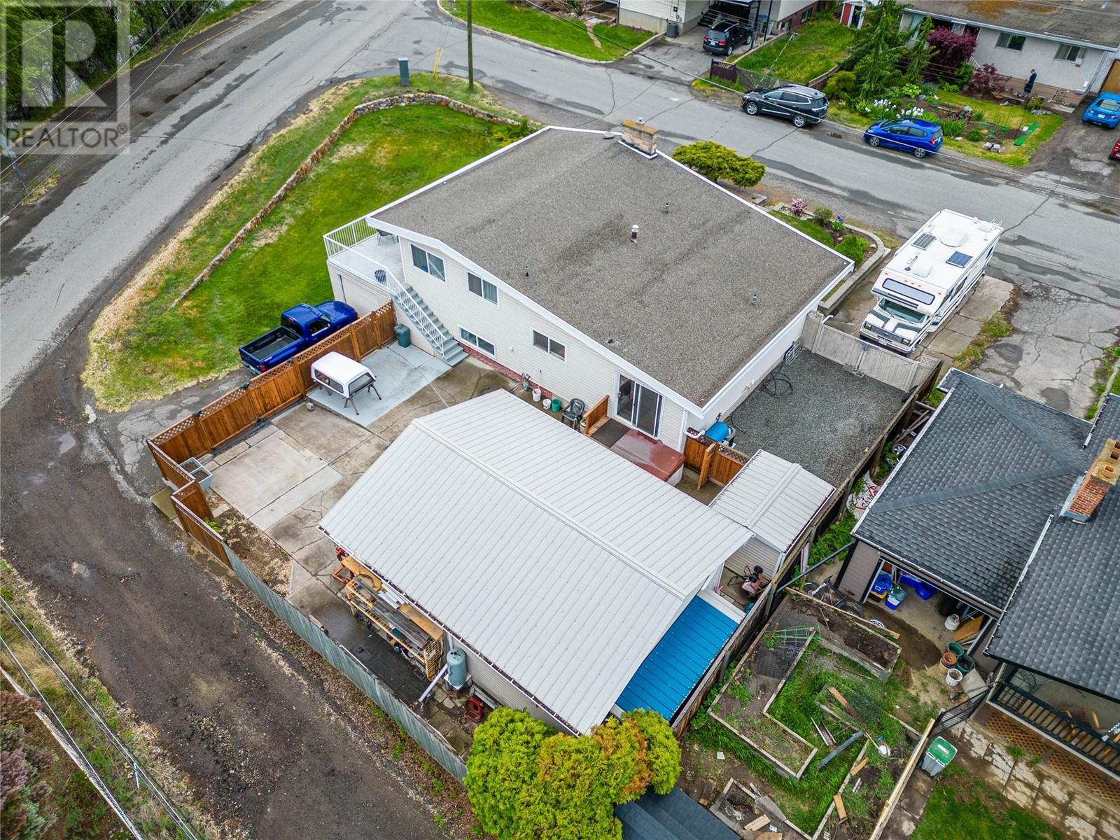Property at 293 CYPRESS Avenue image 4