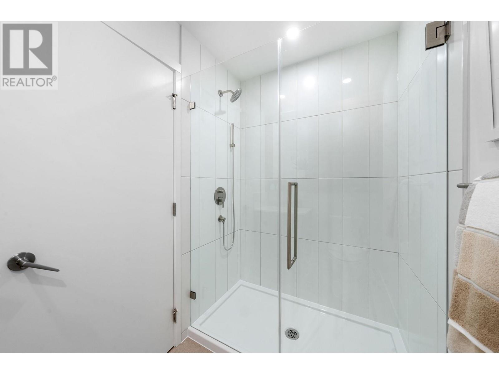 402 3596 Malsum Drive, North Vancouver, British Columbia  V7G 0B5 - Photo 19 - R2974196