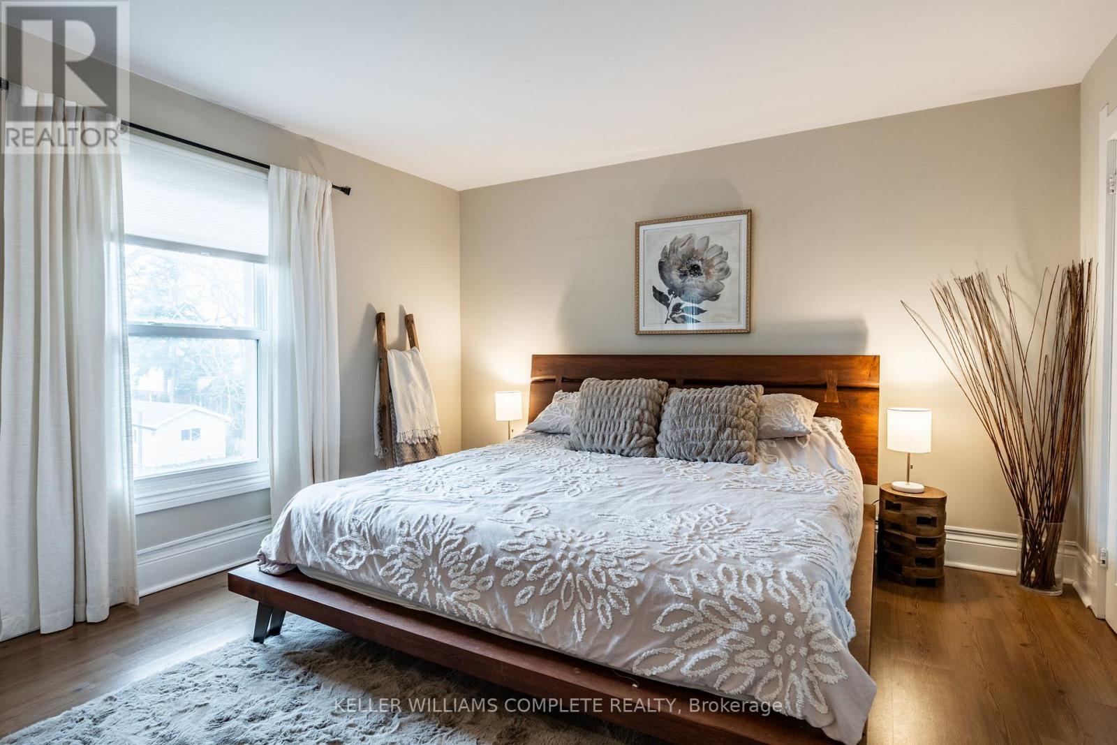 48 West 3rd Street, Hamilton (Bonnington), Ontario  L9C 3J9 - Photo 15 - X12046574