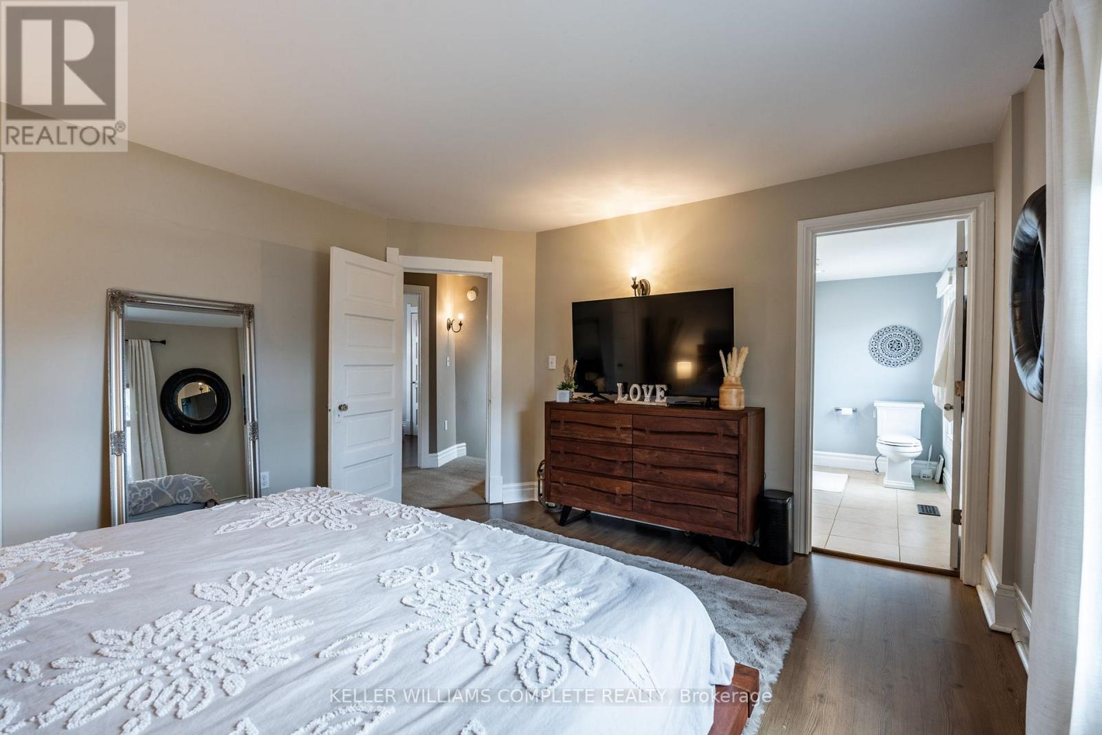 48 West 3rd Street, Hamilton (Bonnington), Ontario  L9C 3J9 - Photo 16 - X12046574