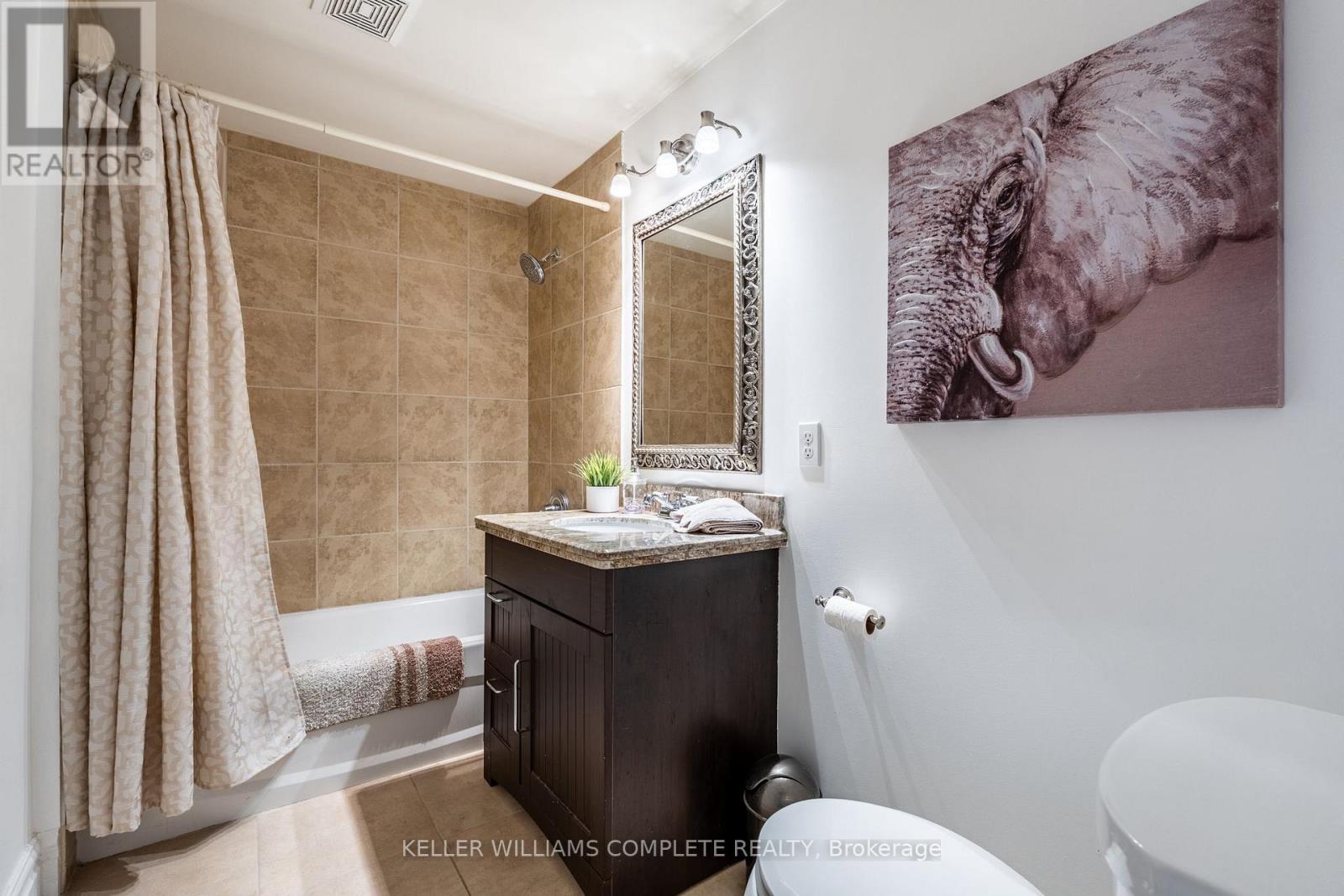 48 West 3rd Street, Hamilton (Bonnington), Ontario  L9C 3J9 - Photo 22 - X12046574