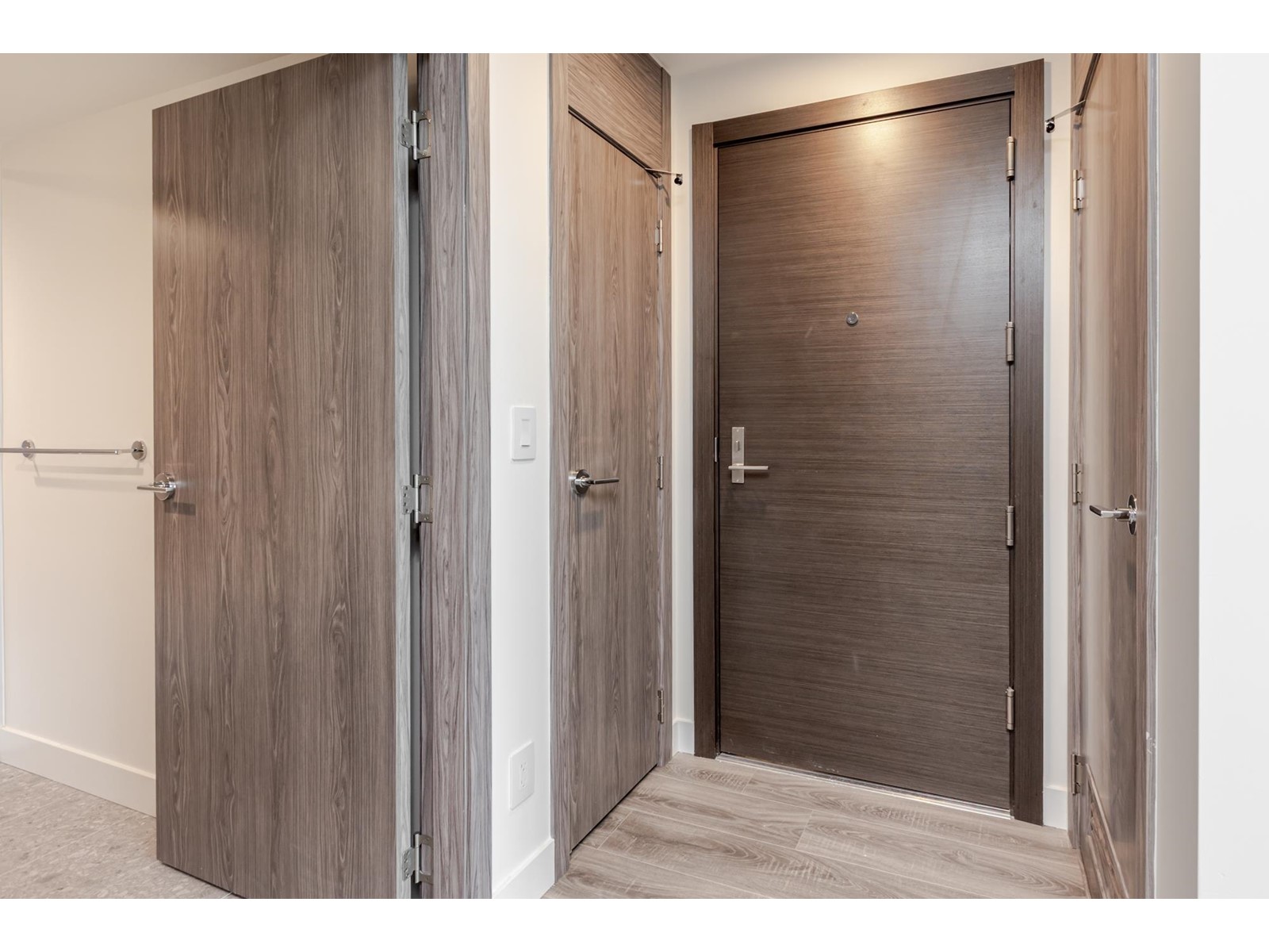 2702 10750 135a Street, Surrey, British Columbia  V3T 0V4 - Photo 19 - R2982763