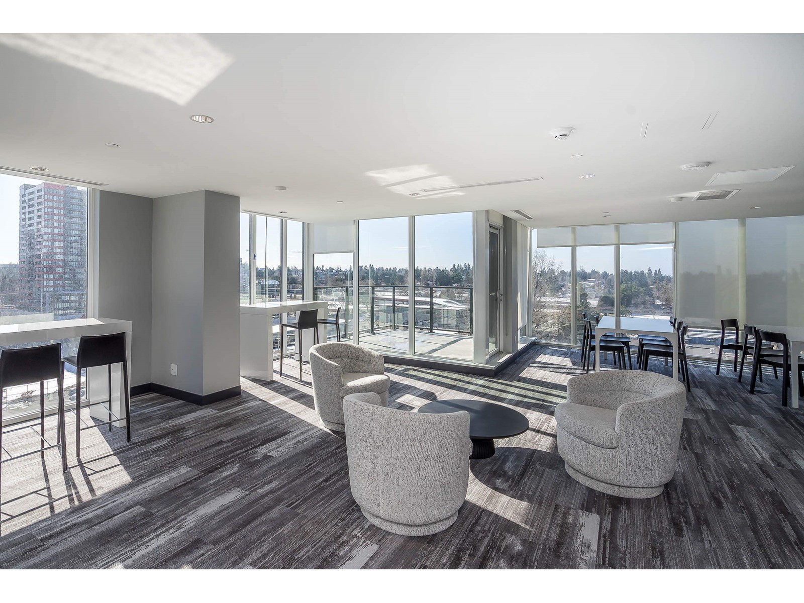 2702 10750 135a Street, Surrey, British Columbia  V3T 0V4 - Photo 34 - R2982763