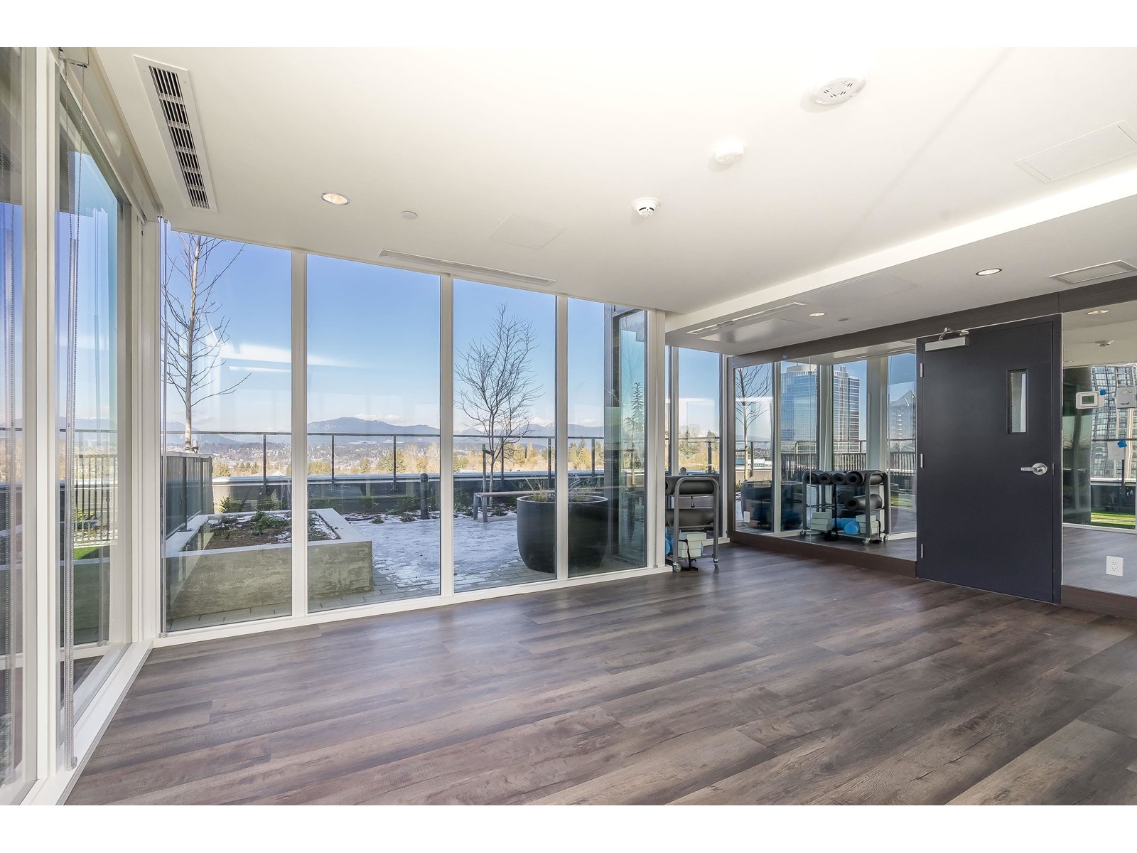 2702 10750 135a Street, Surrey, British Columbia  V3T 0V4 - Photo 33 - R2982763