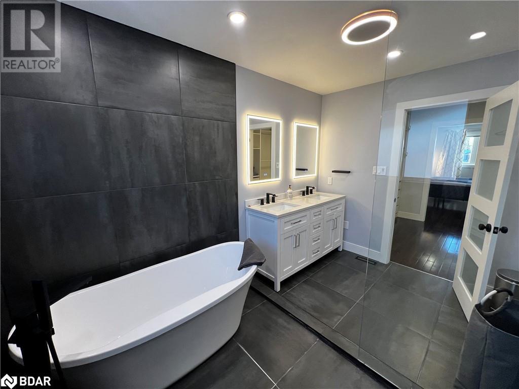 62 Joseph Crescent Unit# M&2nd, Barrie, Ontario  L4N 0Y1 - Photo 34 - 40711038