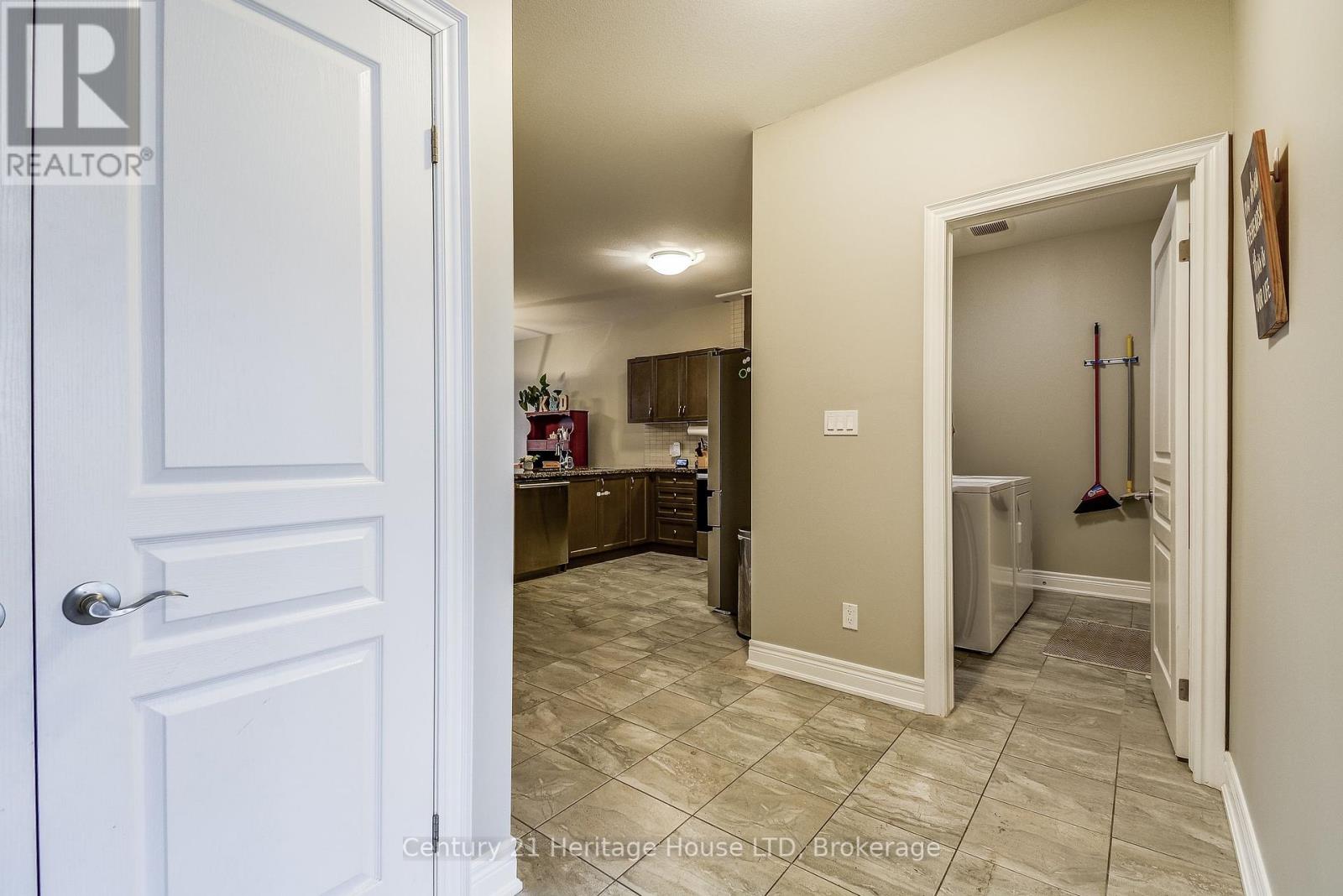 Property at 1021 MEADOWOOD STREET image 5