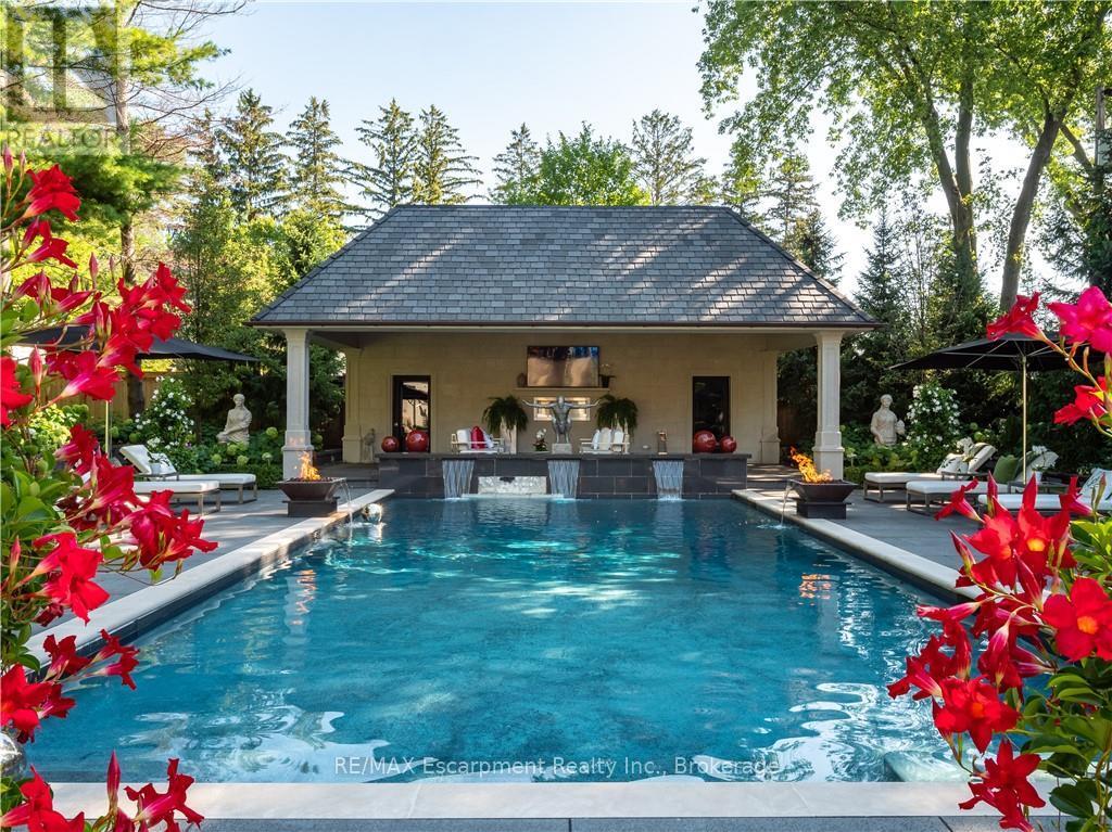 15 Chartwell Road, Oakville, Ontario  L6J 3Z3 - Photo 20 - W12046609