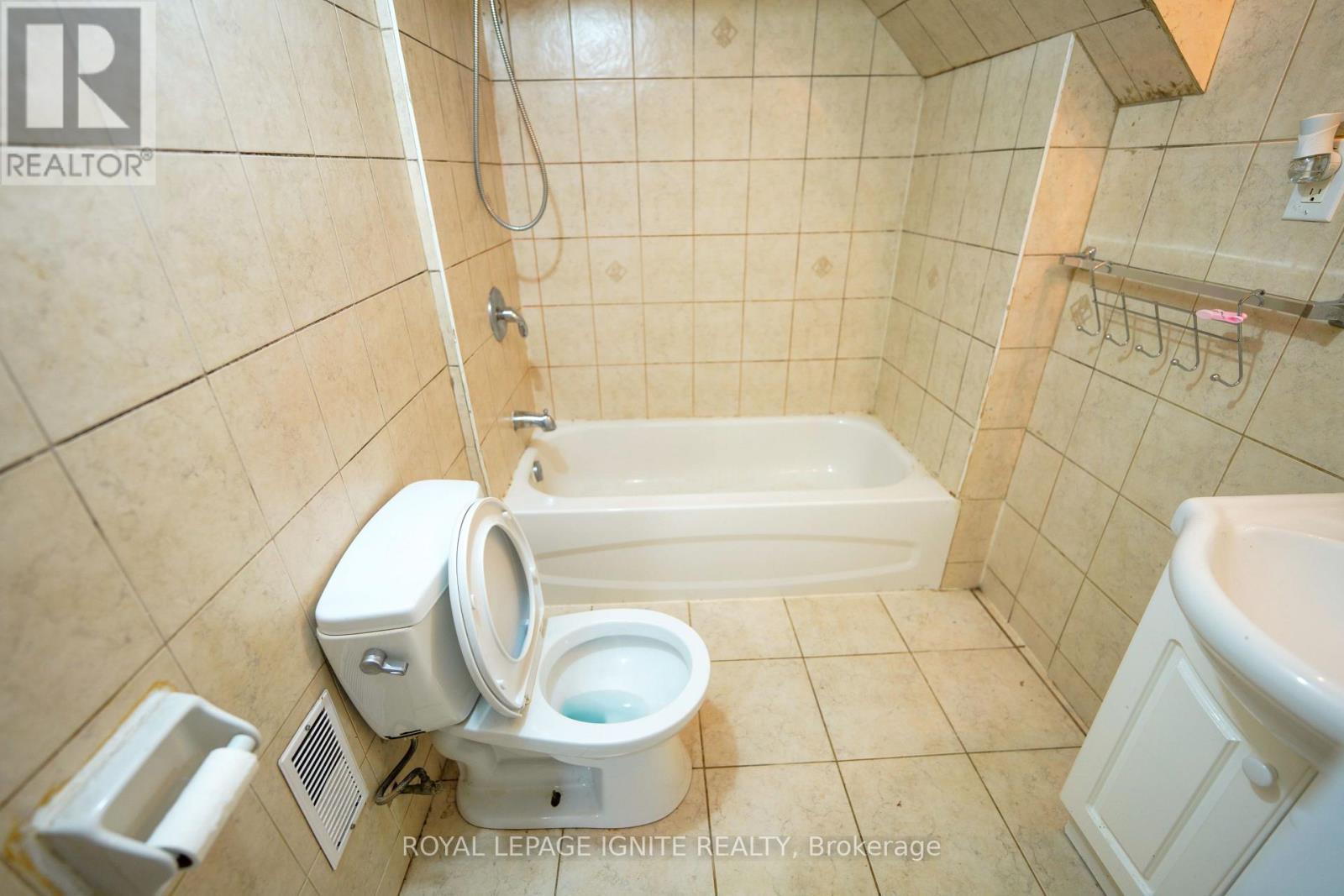 5 Panda Square, Toronto, Ontario  M1B 6G4 - Photo 12 - E12046613