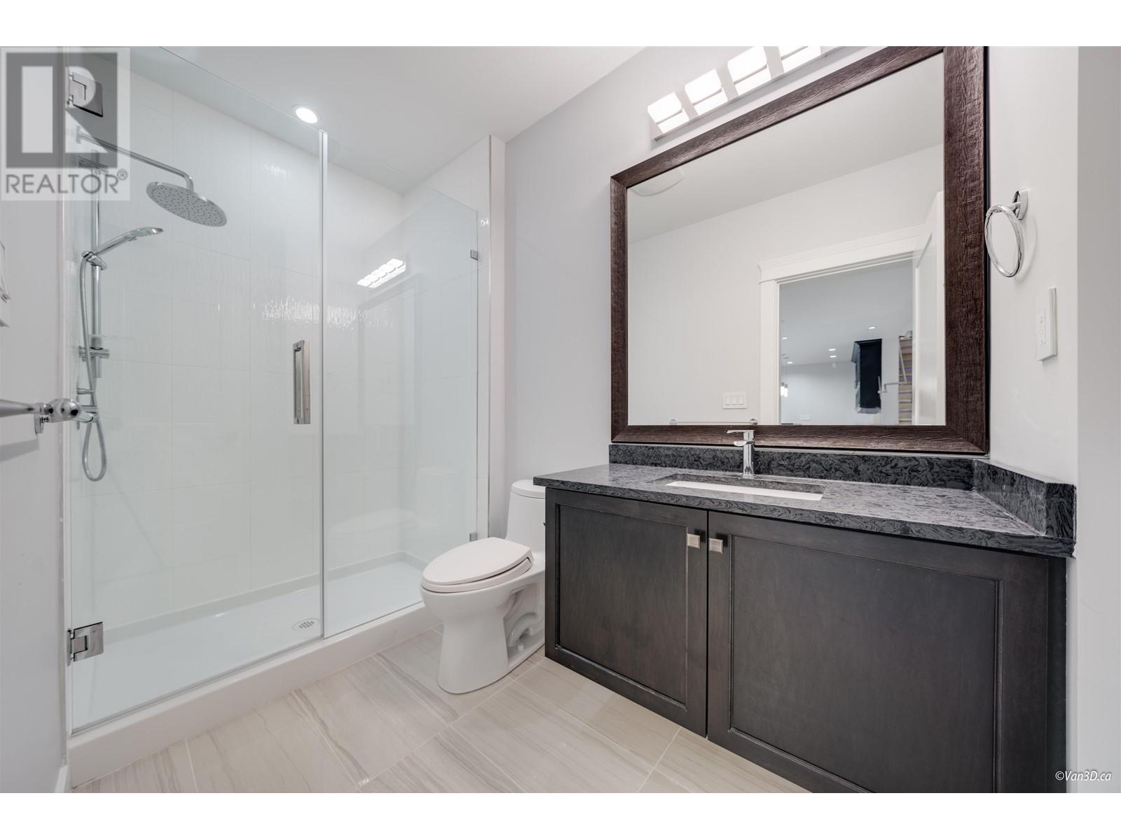 656 Blue Mountain Street, Coquitlam, British Columbia  V3J 4R6 - Photo 8 - R2982901