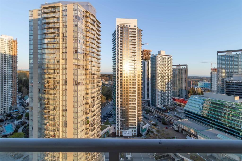 Property at 2407 13618 100 AVENUE image 2