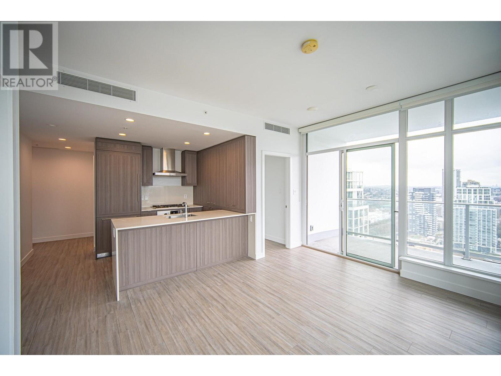 2707 2311 Beta Avenue, Burnaby, British Columbia  V5C 0M1 - Photo 2 - R2981932