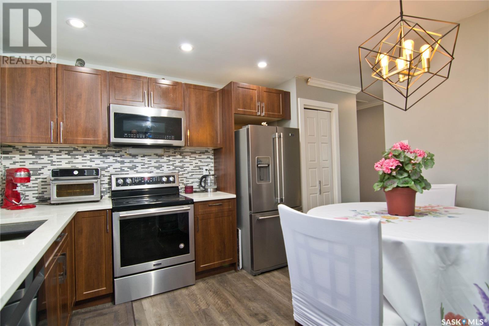 74 Mackenzie Mews, Regina, Saskatchewan  S4N 5M5 - Photo 6 - SK000001