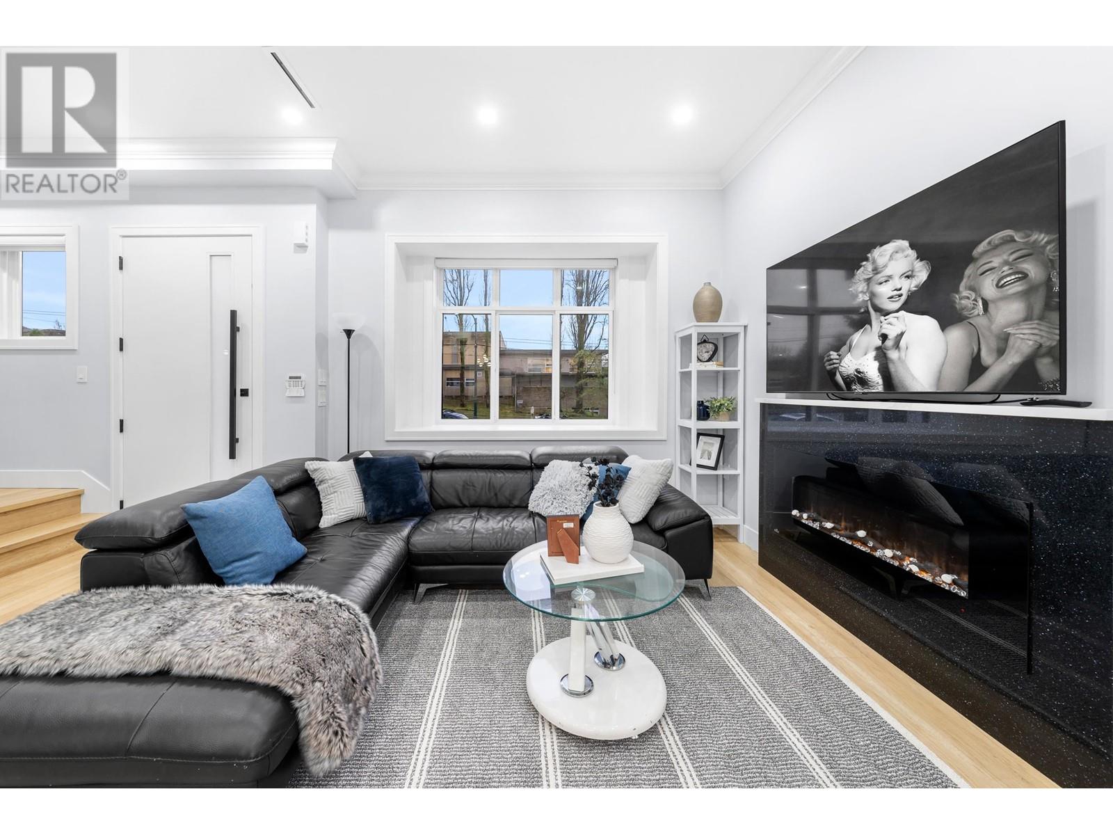 962 Renfrew Street, Vancouver, British Columbia  V5K 4B8 - Photo 5 - R2982992