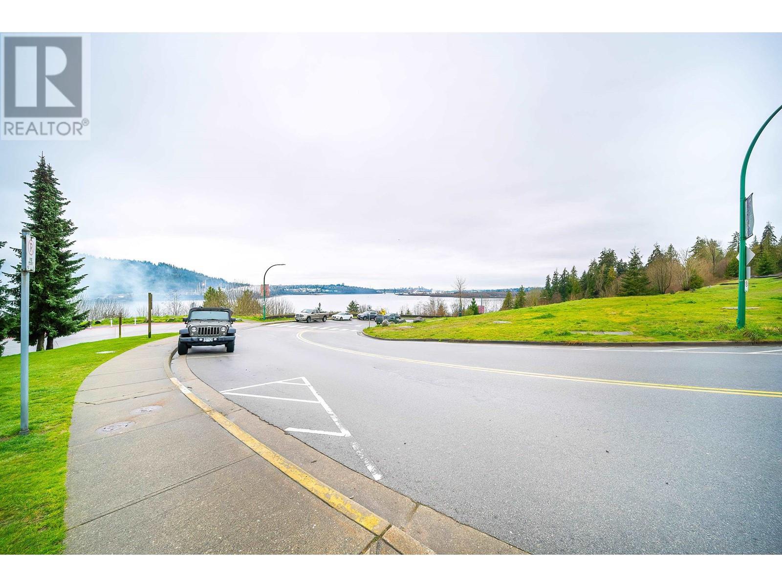 210 3629 Deercrest Drive, Vancouver, British Columbia  V7G 2S9 - Photo 3 - R2982988
