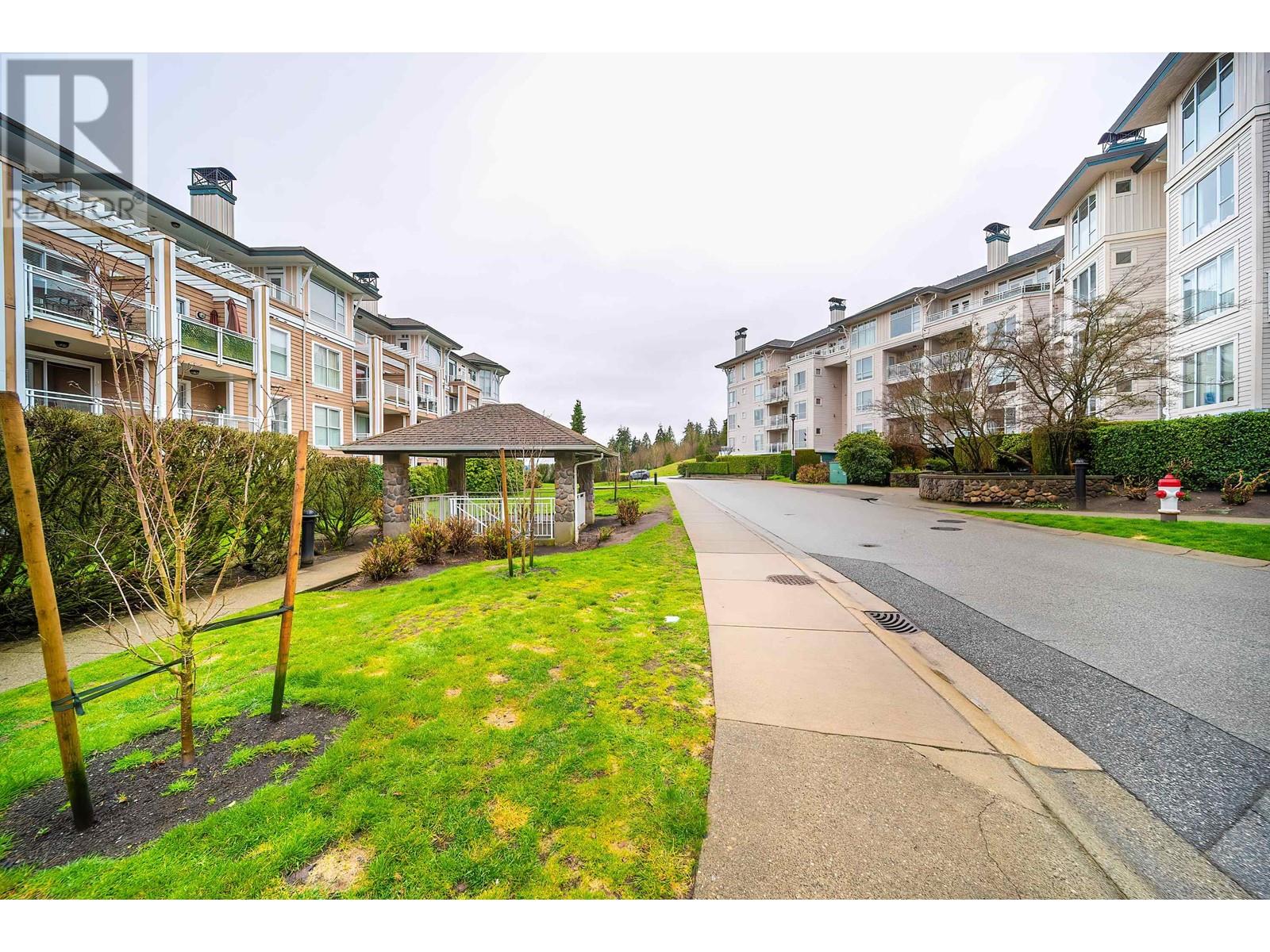 210 3629 Deercrest Drive, Vancouver, British Columbia  V7G 2S9 - Photo 5 - R2982988