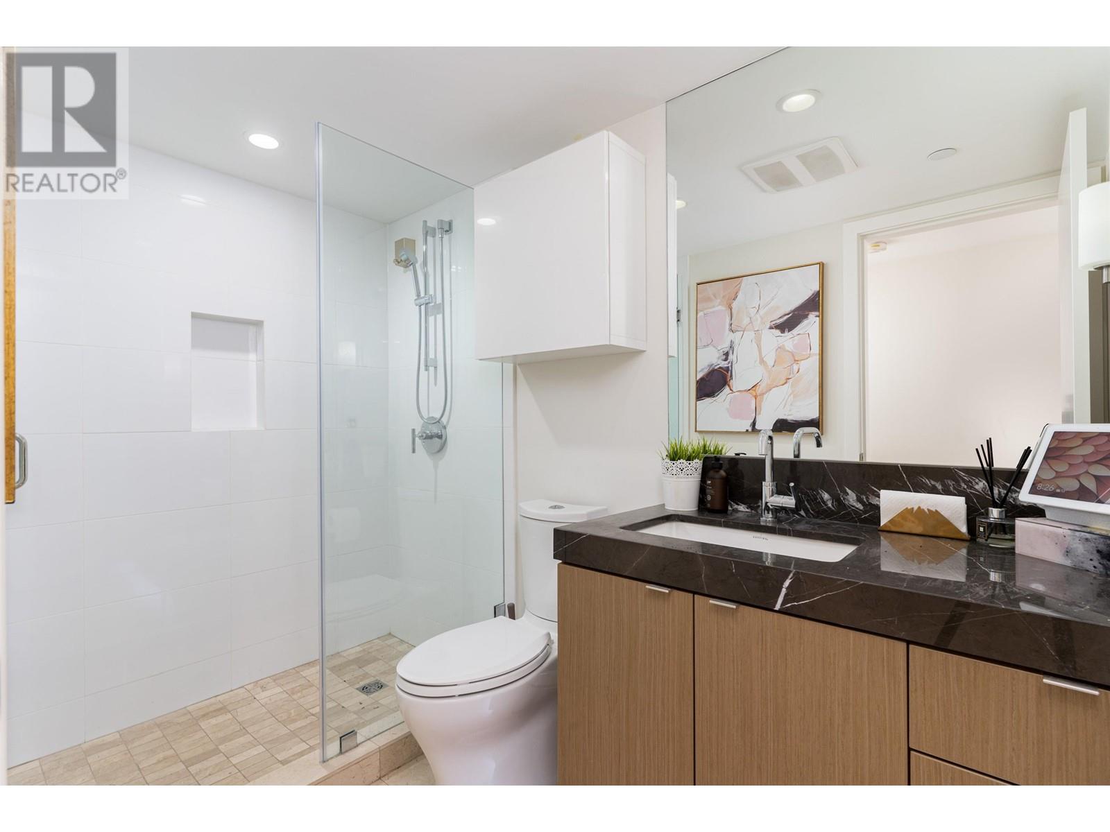 306 112 E 13th Street, North Vancouver, British Columbia  V7L 0E4 - Photo 25 - R2982409