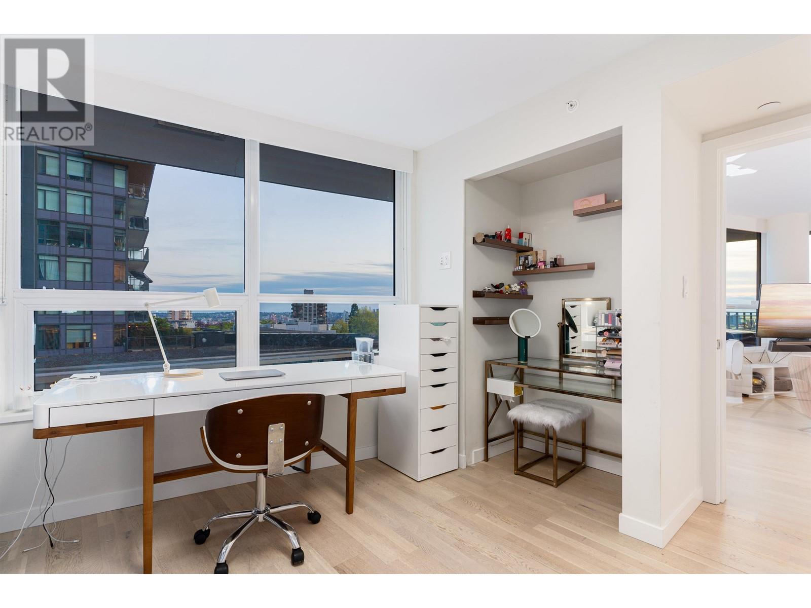 306 112 E 13th Street, North Vancouver, British Columbia  V7L 0E4 - Photo 24 - R2982409
