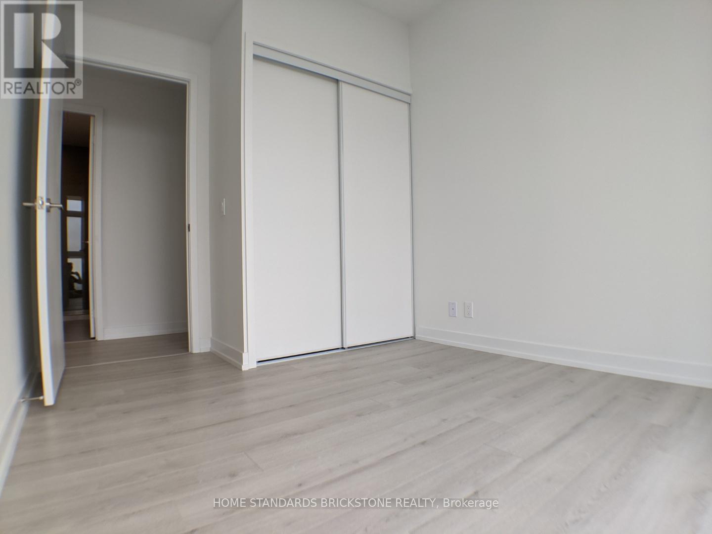 2312 - 33 Helendale Avenue, Toronto, Ontario  M4R 0A4 - Photo 5 - C12046673