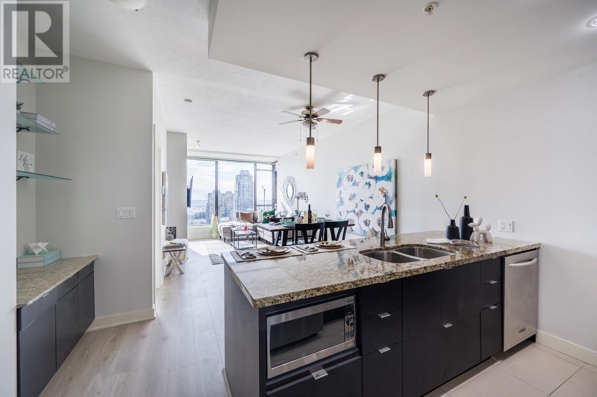 2301 7088 18th Avenue, Burnaby, British Columbia  V3N 0A2 - Photo 3 - R2981389