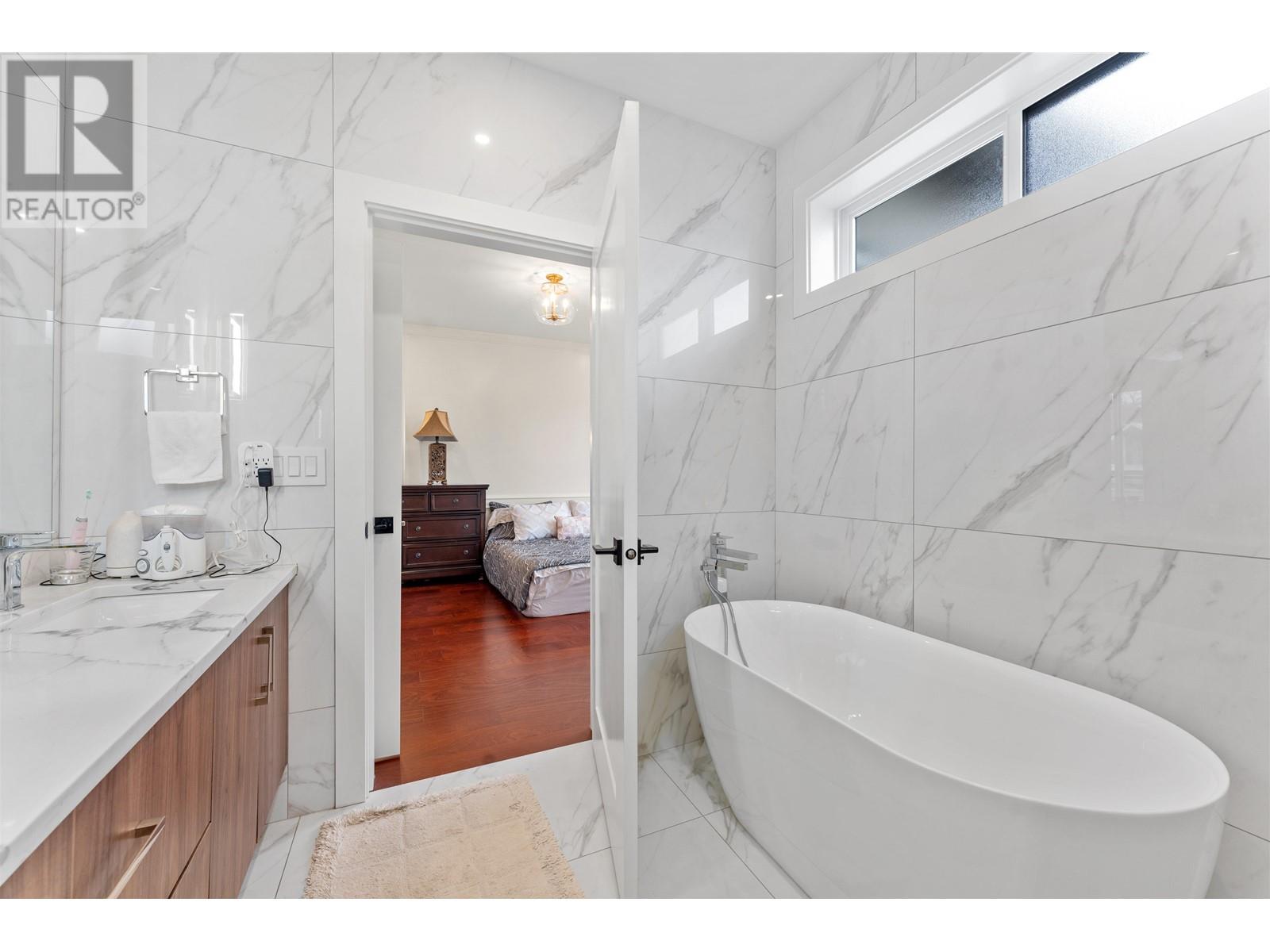 2719 E 46th Avenue, Vancouver, British Columbia  V5S 1A6 - Photo 18 - R2983001