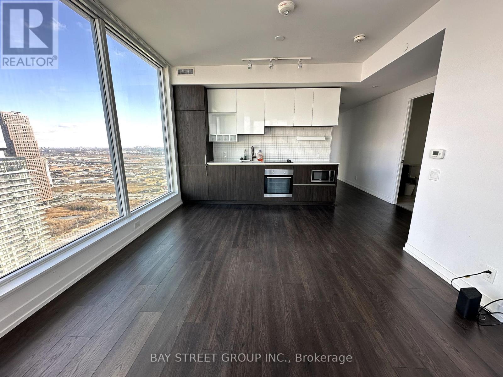 4702 - 898 PORTAGE PARKWAY, Vaughan, Ontario
