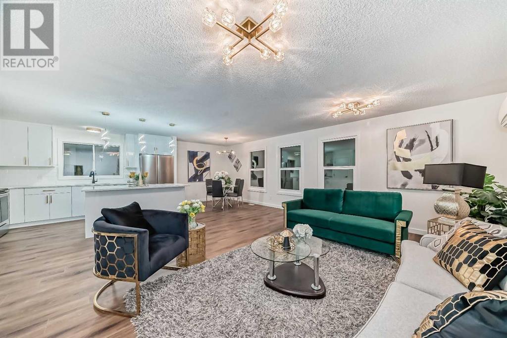 Property at 216 Whiteview Road NE image 1