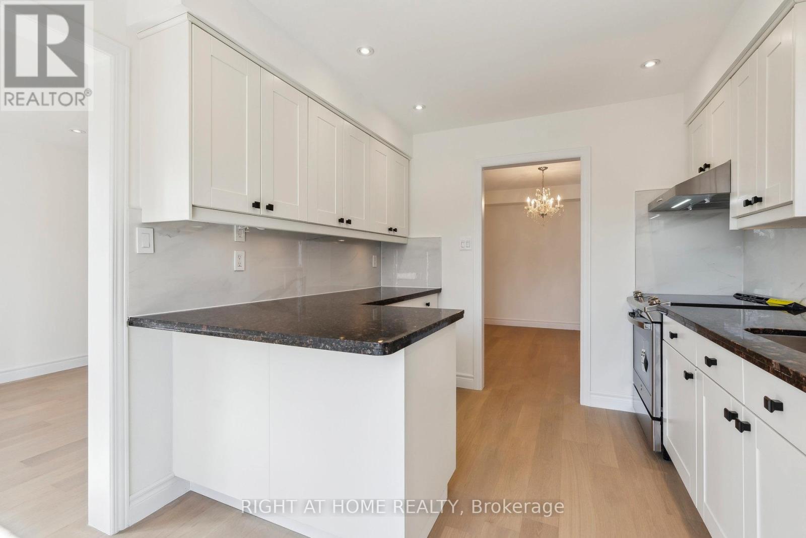 45 Bayel Crescent, Richmond Hill, Ontario  L4S 1C3 - Photo 11 - N12046732