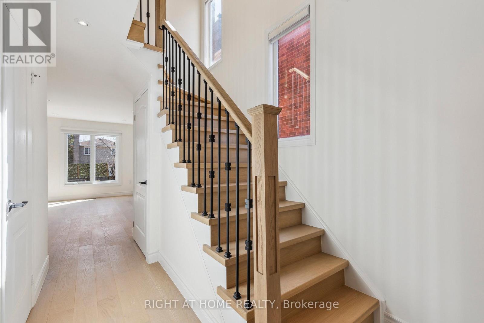 Property at 45 BAYEL CRESCENT image 5