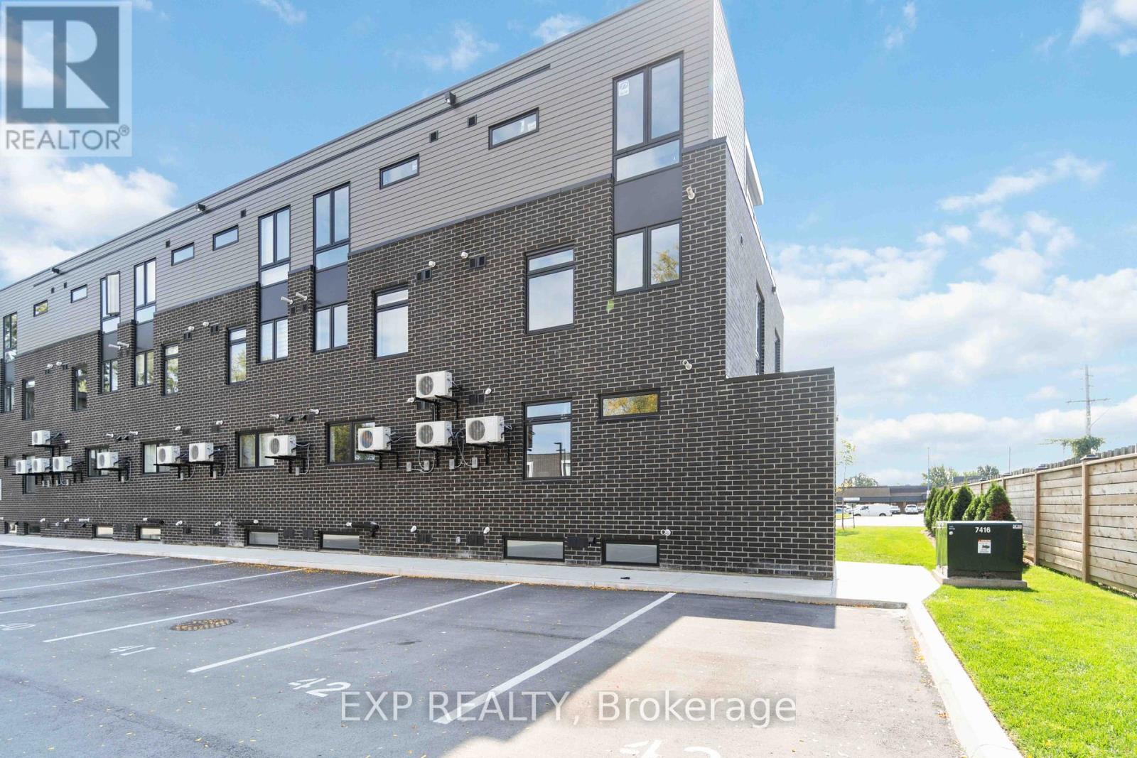 312 - 6065 Mcleod Road N, Niagara Falls, Ontario  L2G 0Z7 - Photo 47 - X12046700