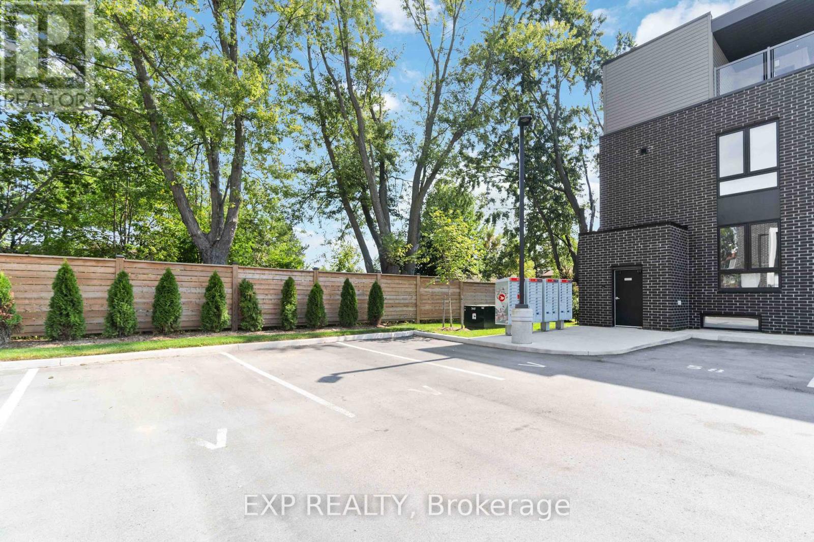 312 - 6065 Mcleod Road N, Niagara Falls, Ontario  L2G 0Z7 - Photo 49 - X12046700