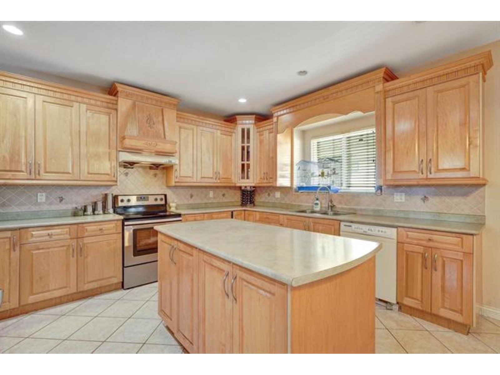 7022 125a Street, Surrey, British Columbia  V3W 1N9 - Photo 18 - R2982294