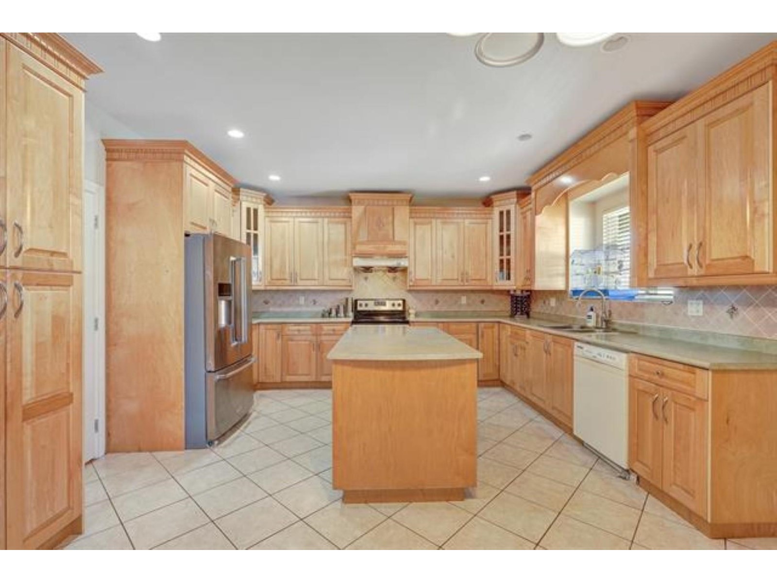 7022 125a Street, Surrey, British Columbia  V3W 1N9 - Photo 14 - R2982294