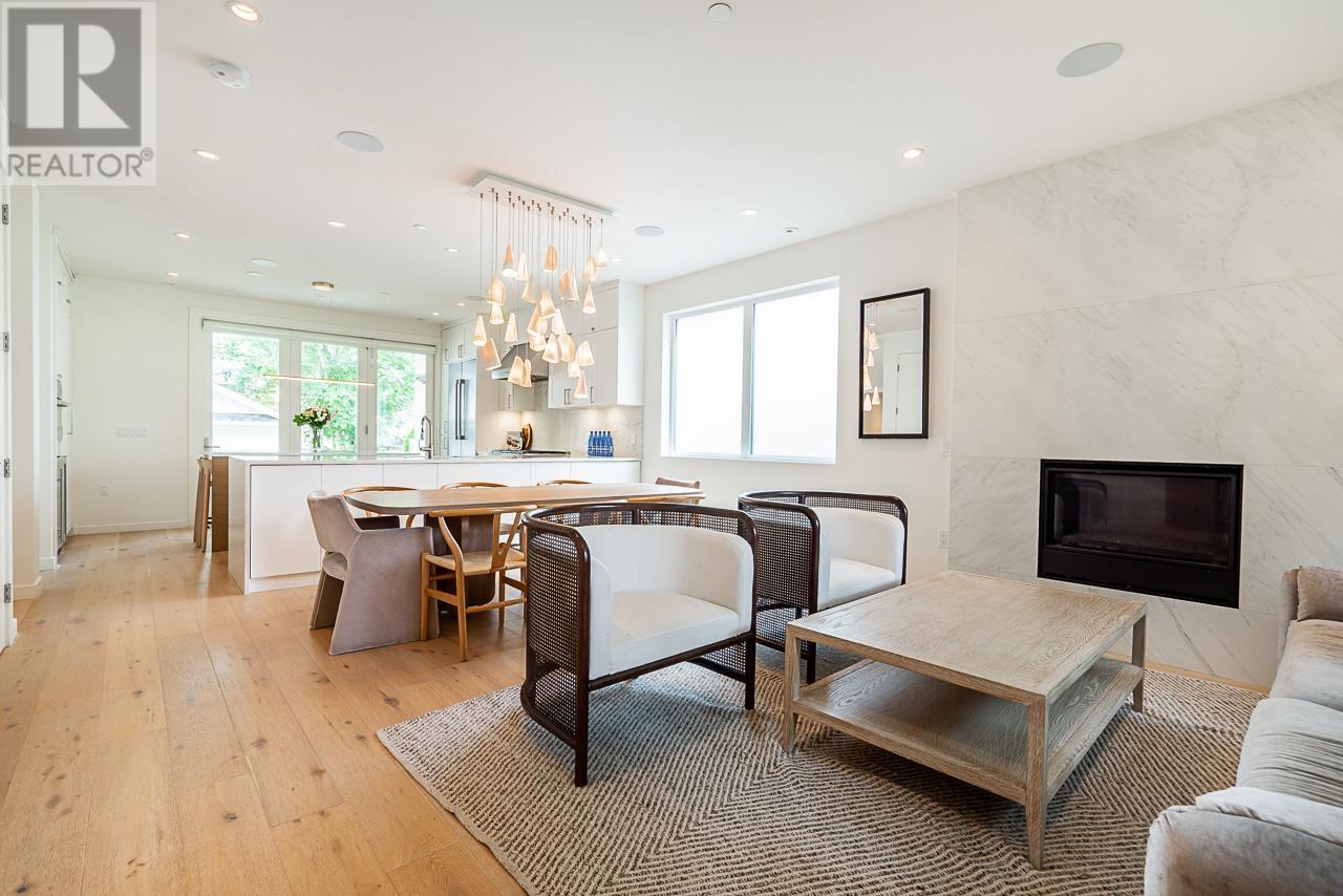 Property at 785 W 20TH AVENUE image 3