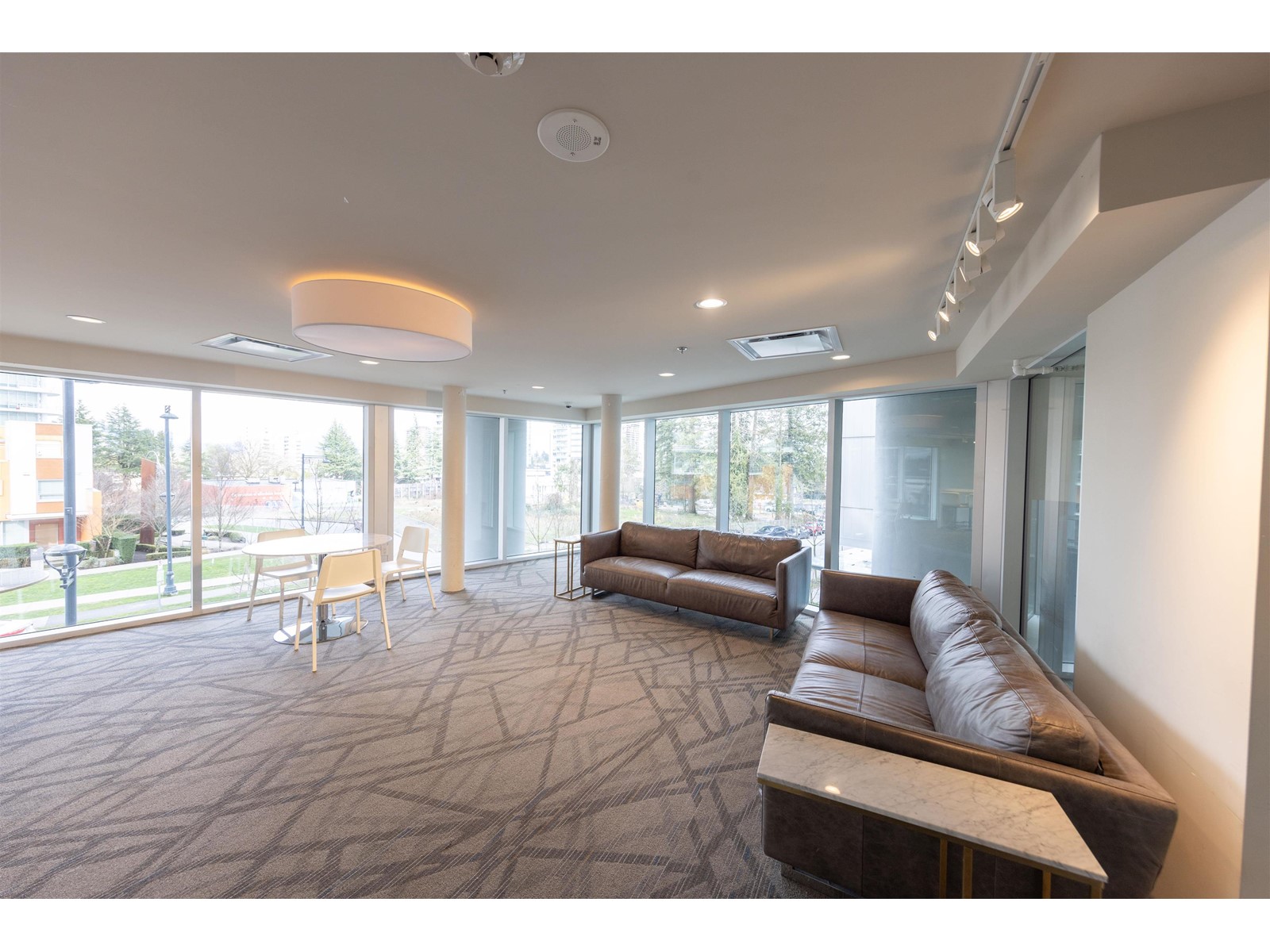 2704 13308 Central Avenue, Surrey, British Columbia  V3T 0M4 - Photo 14 - R2973029