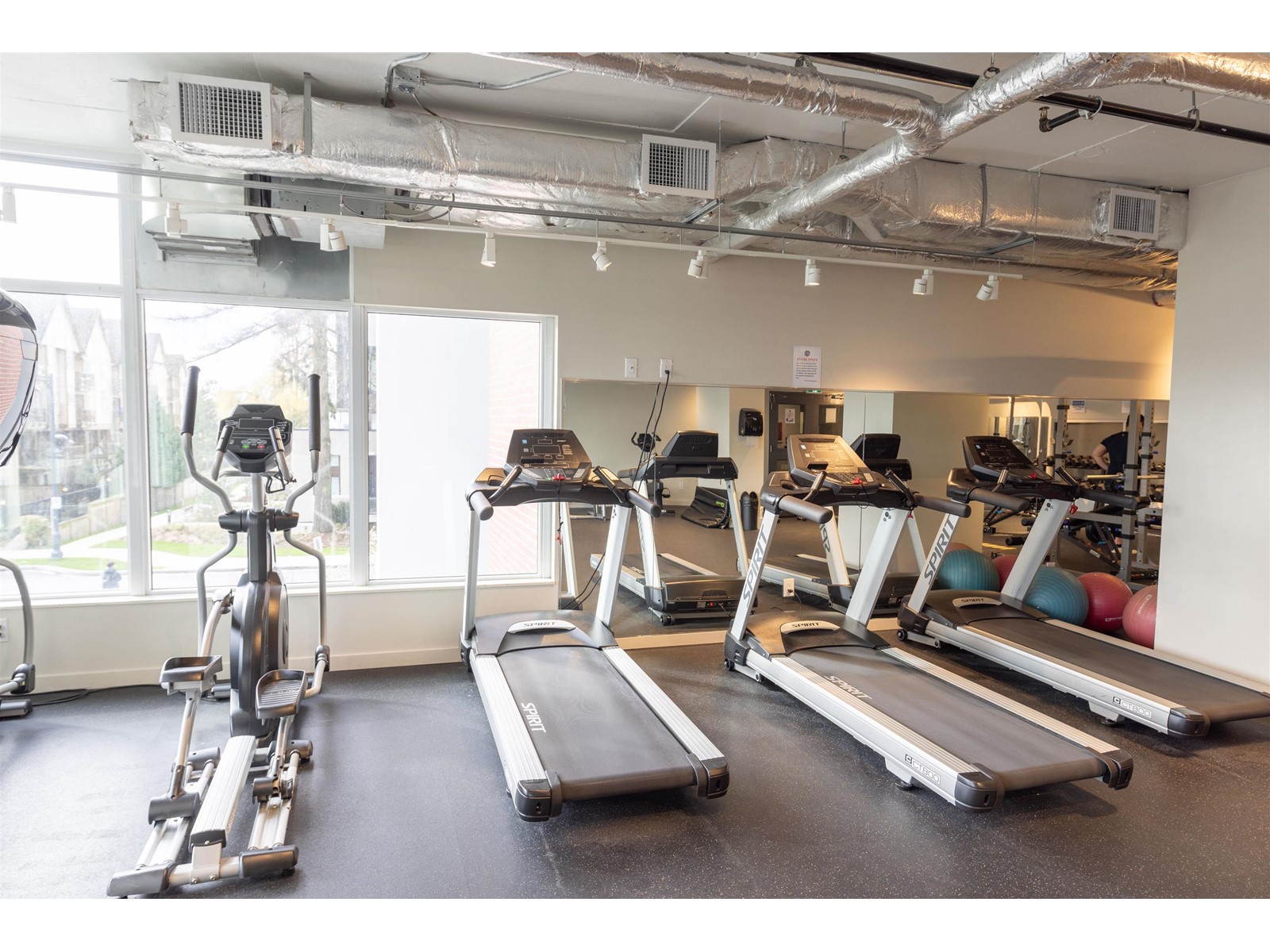 2704 13308 Central Avenue, Surrey, British Columbia  V3T 0M4 - Photo 12 - R2973029