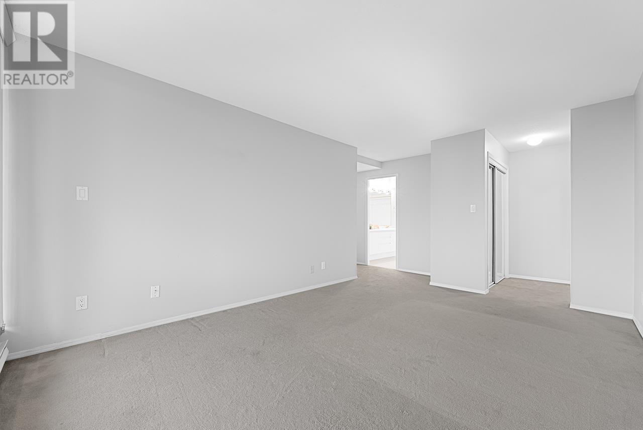 201 5899 Wilson Avenue, Burnaby, British Columbia  V5H 4R9 - Photo 17 - R2982937