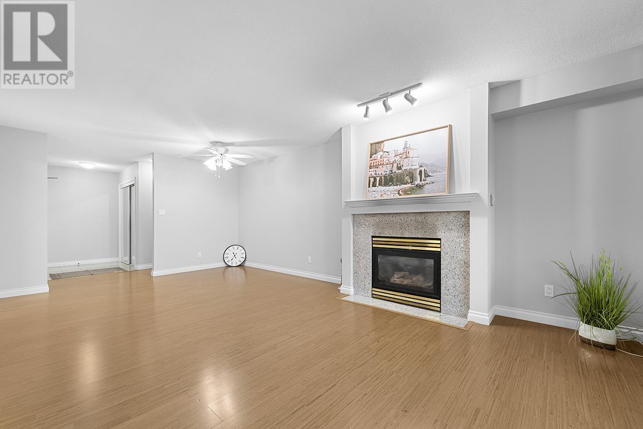 201 5899 Wilson Avenue, Burnaby, British Columbia  V5H 4R9 - Photo 6 - R2982937