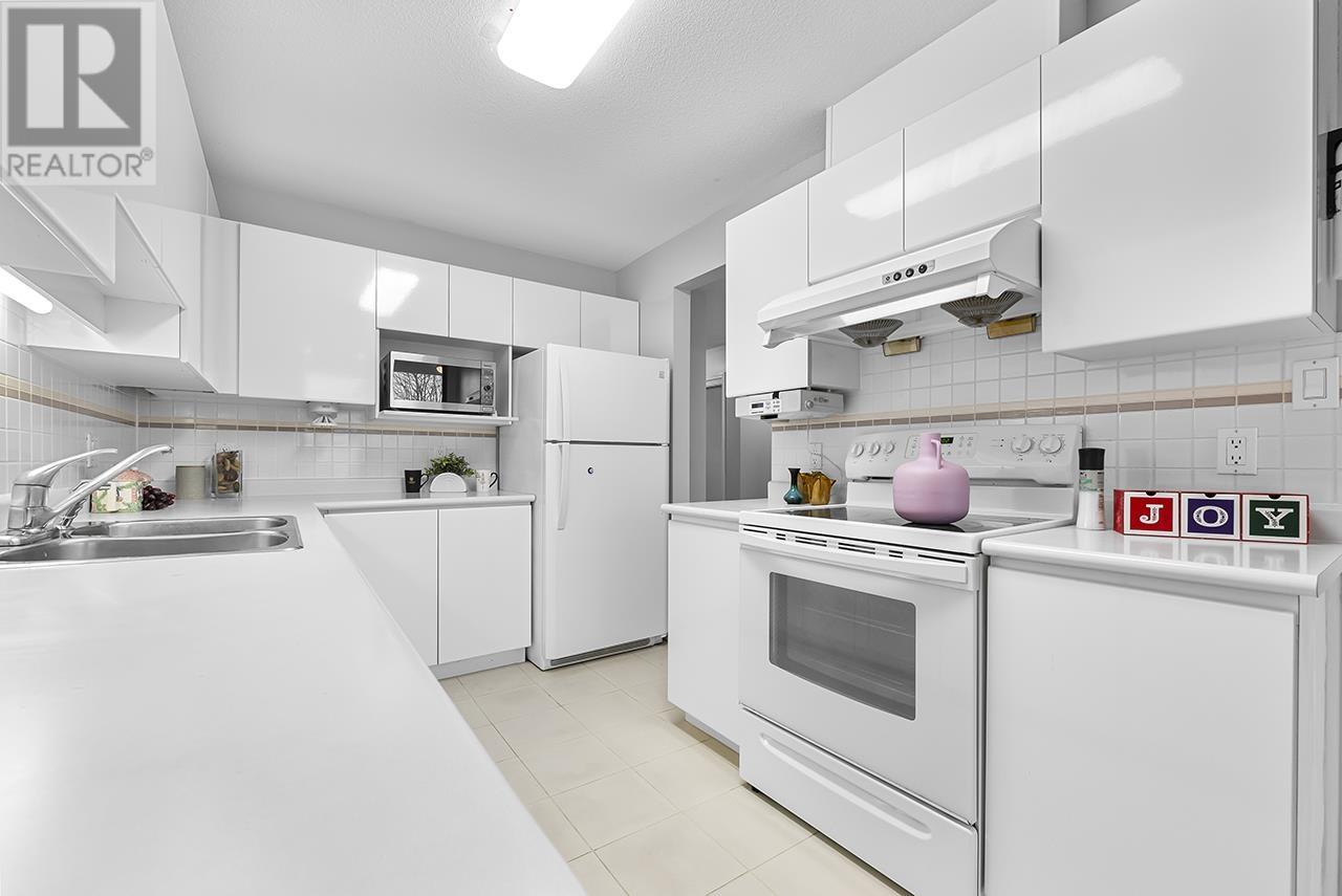 201 5899 Wilson Avenue, Burnaby, British Columbia  V5H 4R9 - Photo 7 - R2982937
