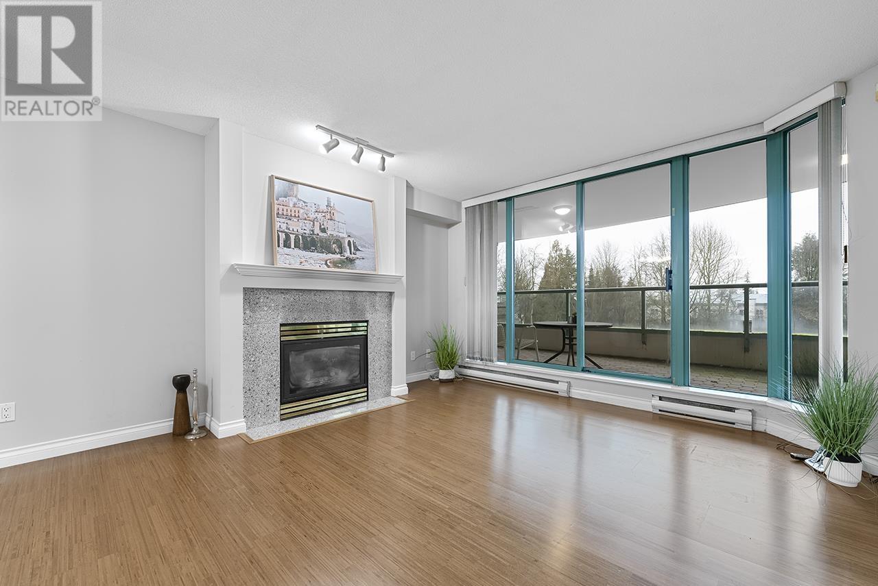 201 5899 Wilson Avenue, Burnaby, British Columbia  V5H 4R9 - Photo 4 - R2982937