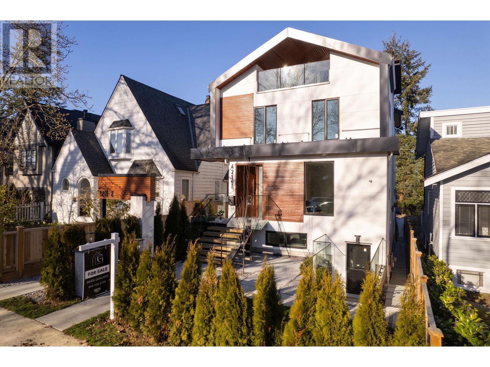 Property at 2 4215 W 13TH AVENUE image 2