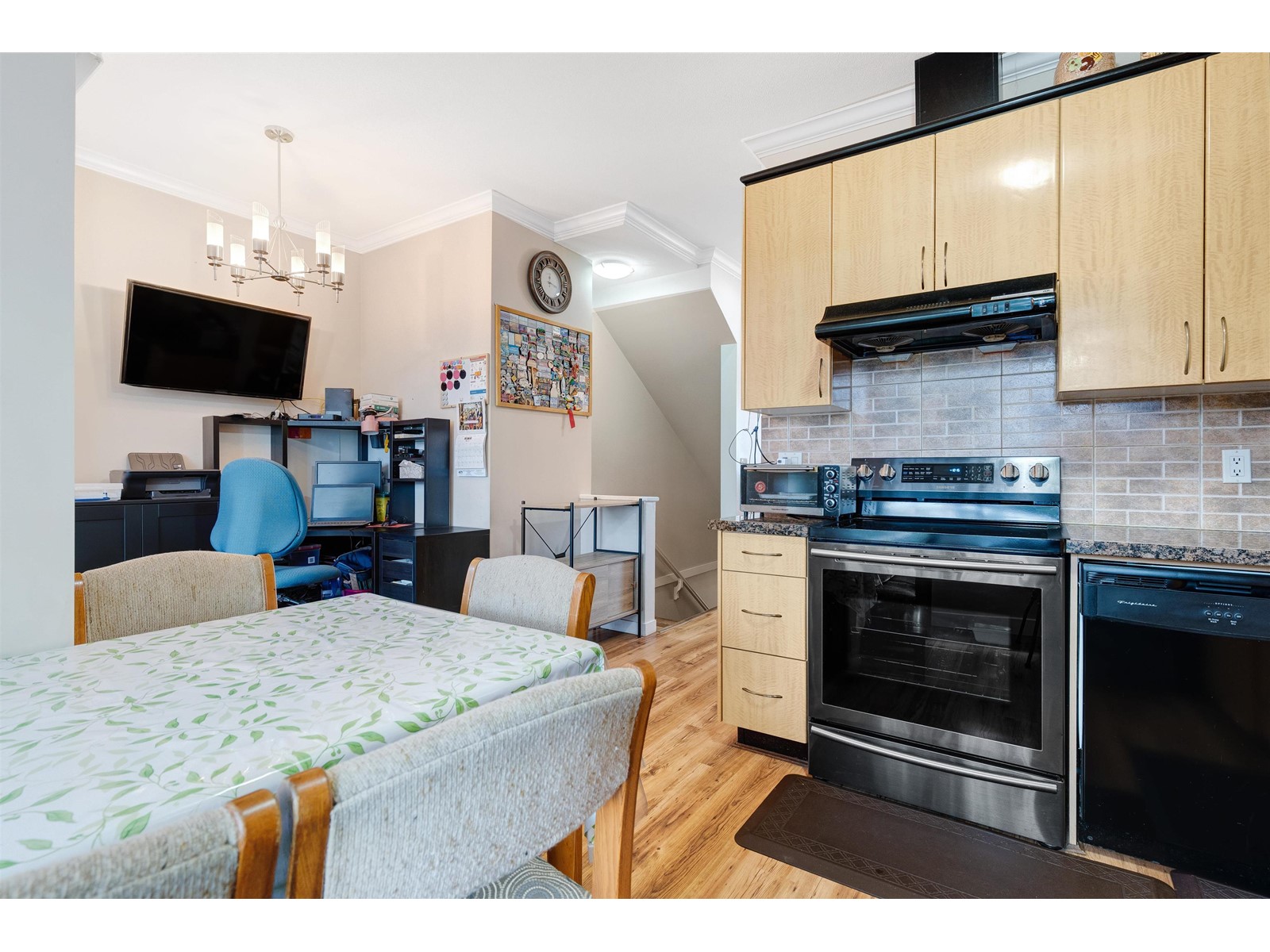 18 12585 72 Avenue, Surrey, British Columbia  V3W 1R9 - Photo 5 - R2981239