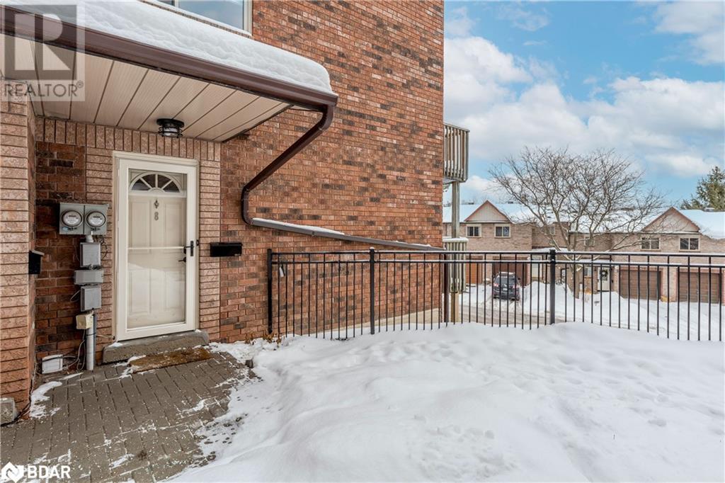 3 Sawmill Road Unit# 8, Barrie, Ontario  L4N 6X3 - Photo 3 - 40691222