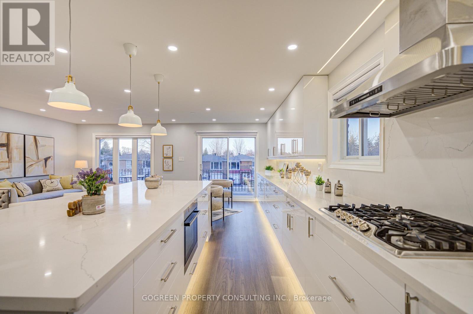 Property at 36 HEATHERSIDE DRIVE image 4